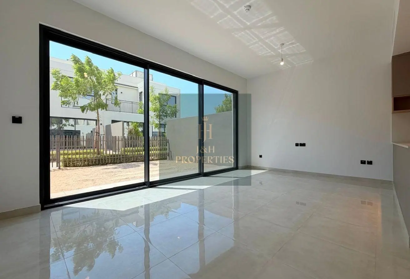 122449064 - Property Main Image