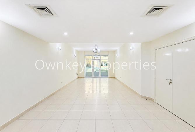 132020324 - Property Image 2