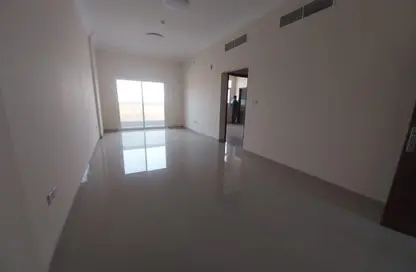Apartment - 2 Bedrooms - 2 Bathrooms for rent in Al Jurf Industrial 3 - Al Jurf Industrial - Ajman