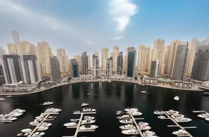 Apartment - 3 Bedrooms - 4 Bathrooms for rent in Vida Residences Dubai Marina - Dubai Marina - Dubai