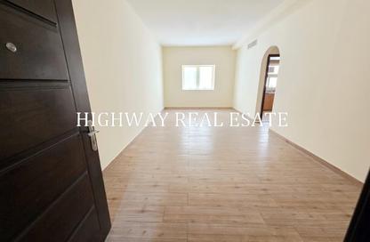 Apartment - 1 Bedroom - 2 Bathrooms for rent in Muwaileh 29 Building - Muwaileh - Sharjah