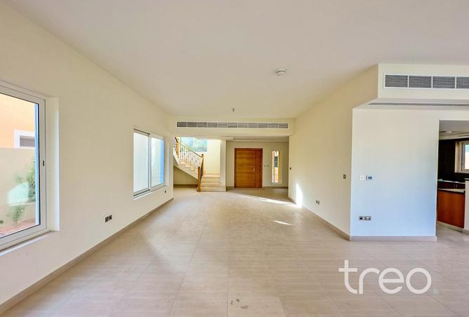 60520318 - Property Image 3