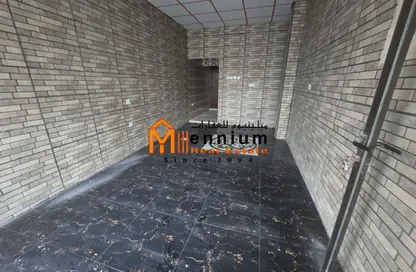 متجر - استوديو - 1 حمام للايجار في بناية اس جي السور - السور - القاسمية - الشارقة