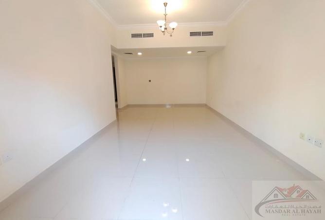 128361359 - Property Image 2