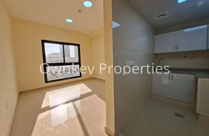 Apartment - Studio - 1 Bathroom for rent in Al Karama Sqaure - Al Karama - Dubai