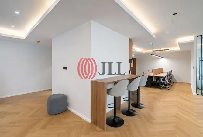 151900302 - Property Image 3
