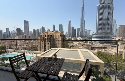 Apartment - 2 - 2 for rent in Burj Royale - Downtown Dubai - Dubai