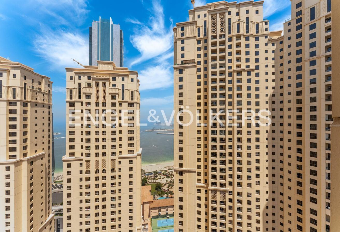 High Floor I Fully Upgraded I Spacious Layout photo 25
