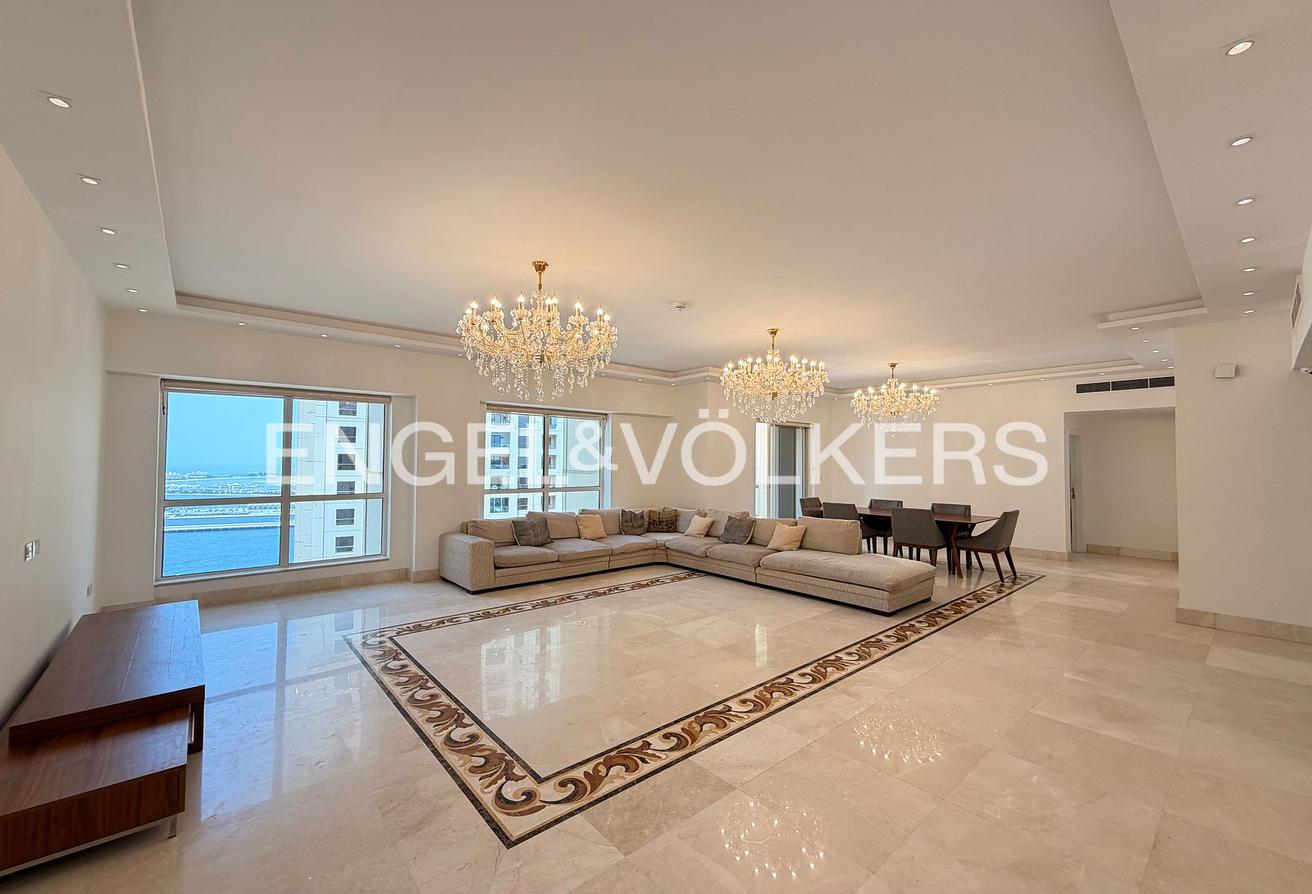 High Floor I Fully Upgraded I Spacious Layout photo 7