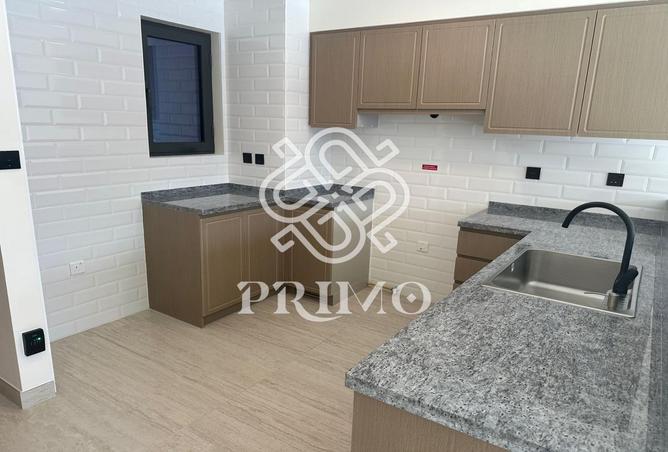 2Ox94dONnFo - Property Image 2