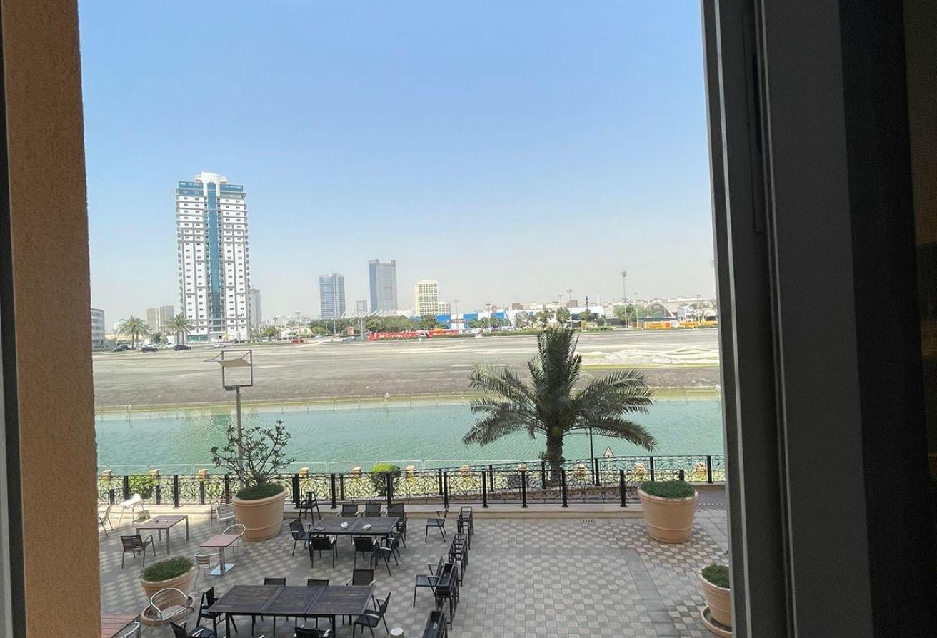 Perfect Full Canal View, Great Layout photo 9