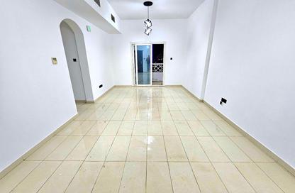 Apartment - 1 Bedroom - 2 Bathrooms for rent in Al Majaz - Sharjah