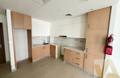 Apartment - 1 Bedroom - 2 Bathrooms for rent in Seagate Building 1 - Seagate - Mina Rashid - Dubai