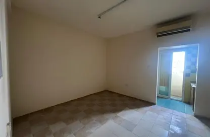 Apartment - Studio - 1 Bathroom for rent in Al Naseriya - Al Sharq - Sharjah