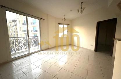 شقة - غرفة نوم - 2 حمامات للايجار في F15 - طراز الصين - المدينة العالمية - دبي شقة - غرفة نوم - 2 حمامات للايجار في F15 - طراز الصين - المدينة العالمية - دبي