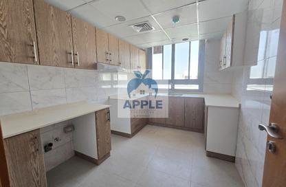 Apartment - 2 - 3 for rent in AlFalah - Muwaileh Commercial - Sharjah