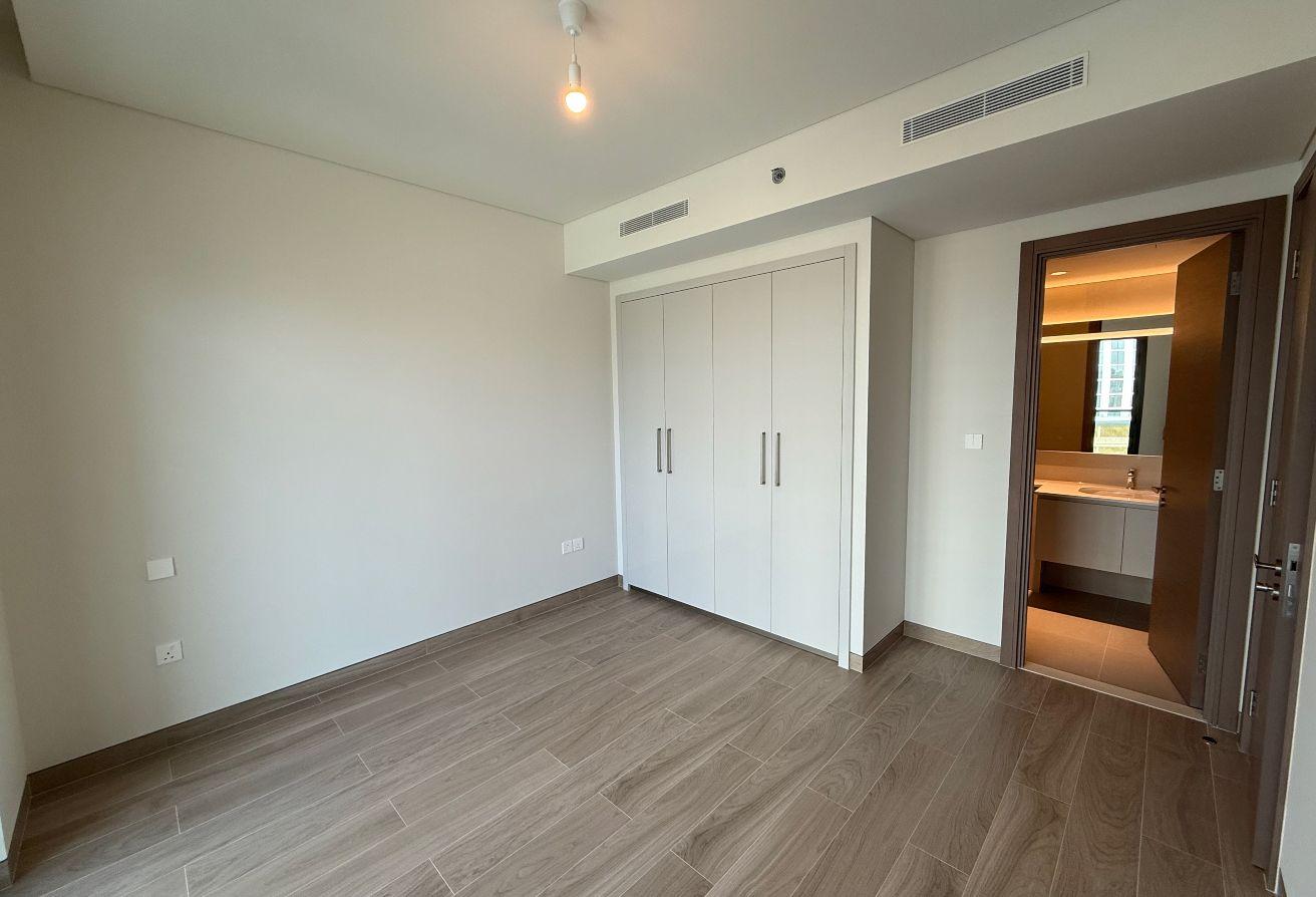 Brand New 2 Bedroom with Huge Storage Space photo 8