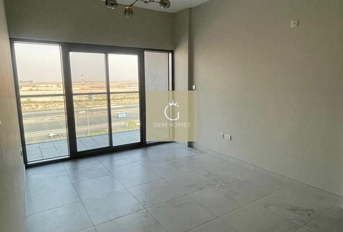 57755860 - صورة العقار 2