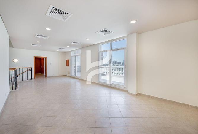 82810478 - Property Image 3