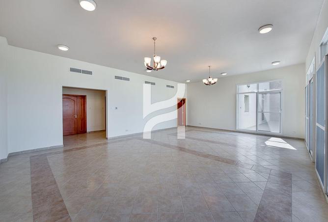 82810478 - Property Image 2