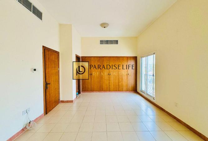 98711234 - Property Image 3