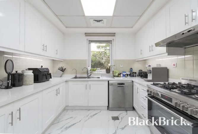 70285008 - Property Image 3