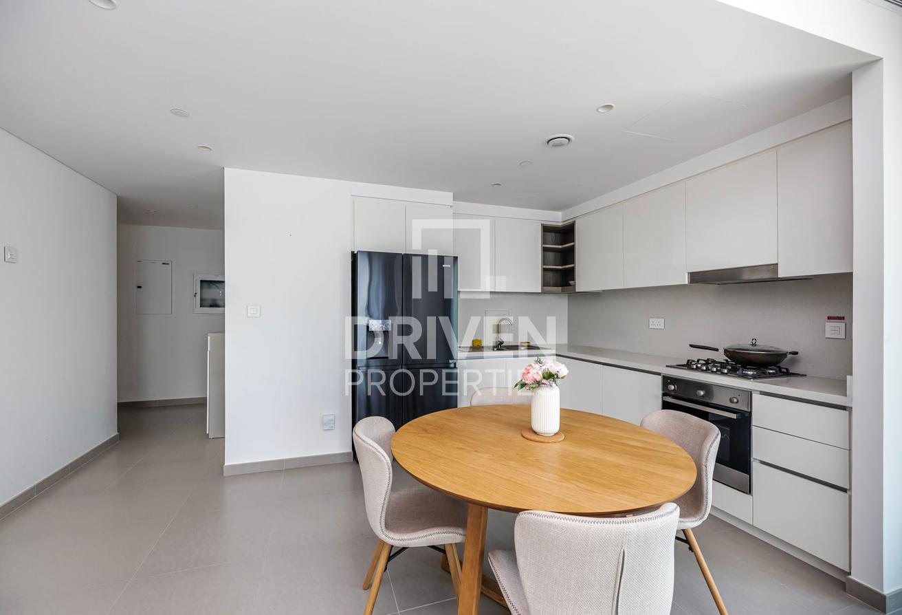 Corner Unit | Fully Furnished | High Floor photo 14