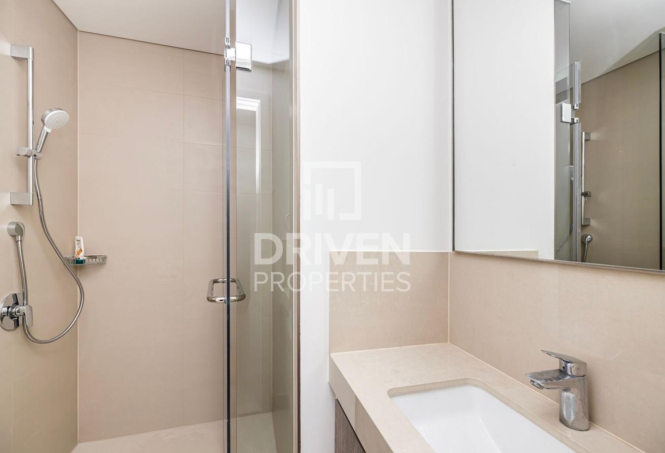 Corner Unit | Fully Furnished | High Floor photo 17