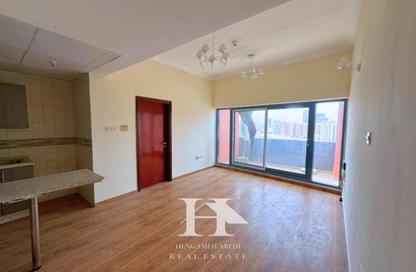 Apartment - 1 - 1 for rent in Al Awar Building - Al Nahda 2 - Al Nahda - Dubai
