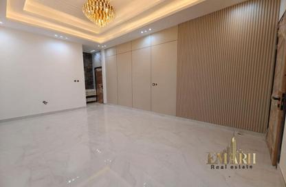 Villa - 4 Bedrooms - 6 Bathrooms for rent in Al Yasmeen 1 - Al Yasmeen - Ajman