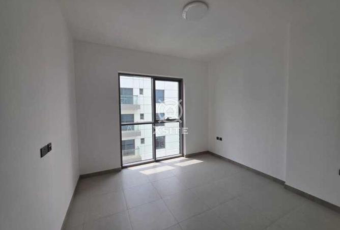 73846100 - Property Image 2