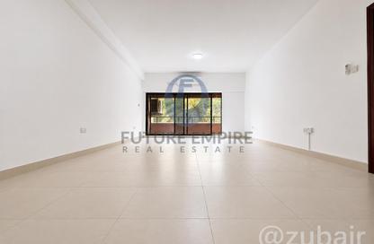 Apartment - 2 Bedrooms - 2 Bathrooms for rent in Zabeel Building - Al Karama - Dubai