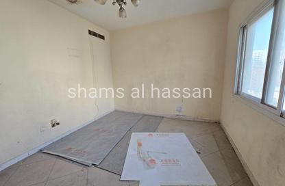 Apartment - 1 Bedroom - 1 Bathroom for rent in Al Mahatta - Al Qasimia - Sharjah
