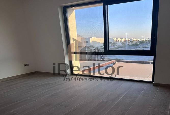 70682429 - Property Main Image