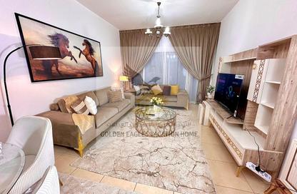 Apartment - 3 - 2 for rent in Beach Tower 1 - Al Khan Lagoon - Al Khan - Sharjah