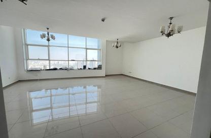 Apartment - 4 Bedrooms - 5 Bathrooms for rent in Al Khan Corniche - Al Khan - Sharjah