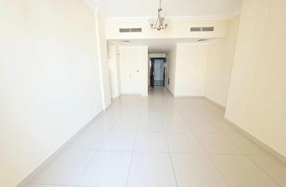 Apartment - 1 Bedroom - 2 Bathrooms for rent in Muwaileh 29 Building - Muwaileh - Sharjah