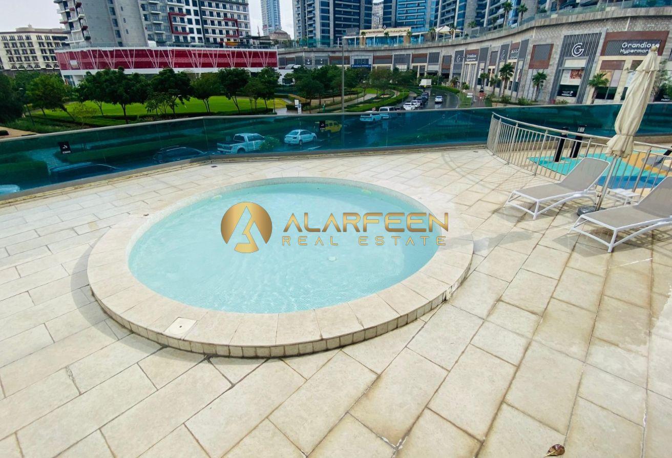 Chiller Free 1 Year | Prime Location | Spacious photo 10
