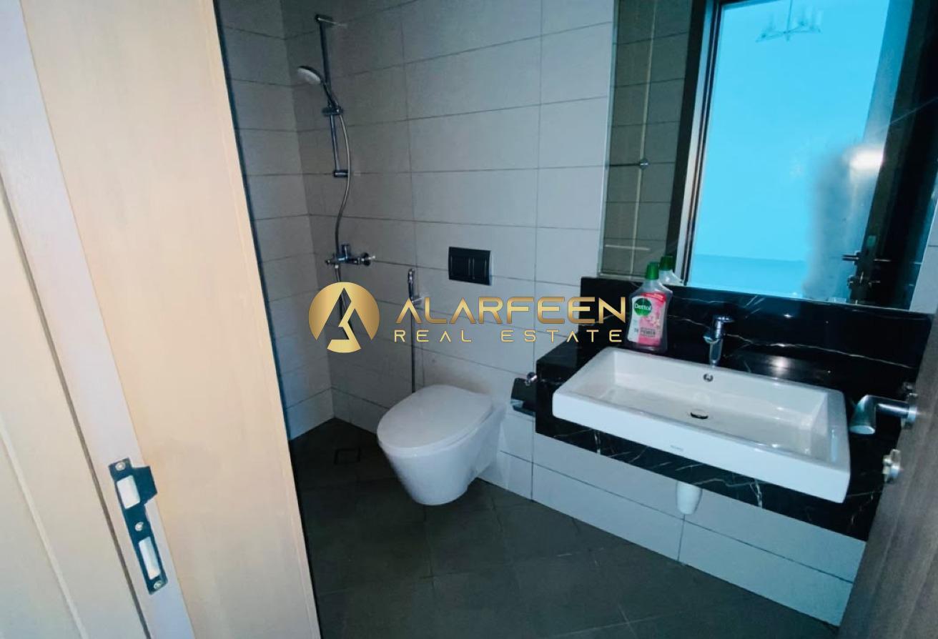 Chiller Free 1 Year | Prime Location | Spacious photo 7
