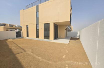 Townhouse - 4 - 5 for sale in Greenview 3 - Emaar South - Dubai South (Dubai World Central) - Dubai