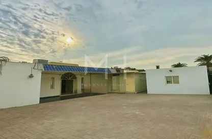 Villa - 4 Bedrooms - 6 Bathrooms for sale in Al Quoz 1 Villas - Al Quoz 1 - Al Quoz - Dubai