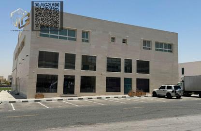 مجمعات للبيع - 8 غرف نوم - 8 حمامات للبيع في منطقة رقم 13 - المنطقة الصناعية بالشارقة - الشارقة مجمعات للبيع - 8 غرف نوم - 8 حمامات للبيع في منطقة رقم 13 - المنطقة الصناعية بالشارقة - الشارقة