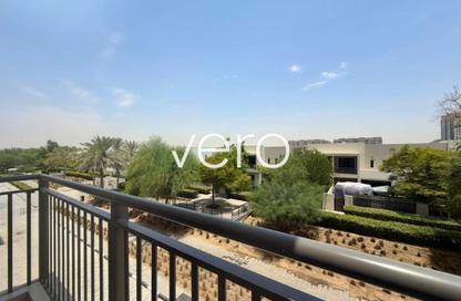 Apartment - 3 Bedrooms - 3 Bathrooms for rent in Zahra Apartments 2A - Zahra Apartments 2 - Zahra Apartments - Town Square - Dubai