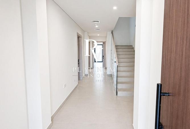 4-bed villa in Fay Alreeman — photo 3