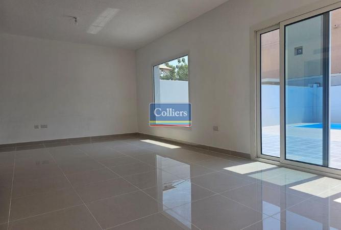 76967475 - Property Image 2