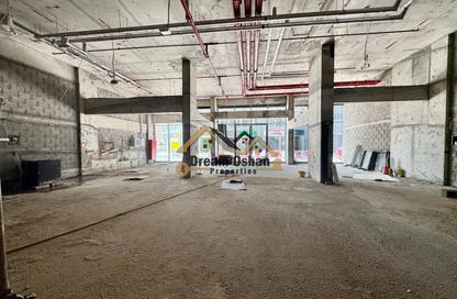 Shop - Studio - 1 Bathroom for rent in Burj Ghaya - Al Jaddaf - Dubai