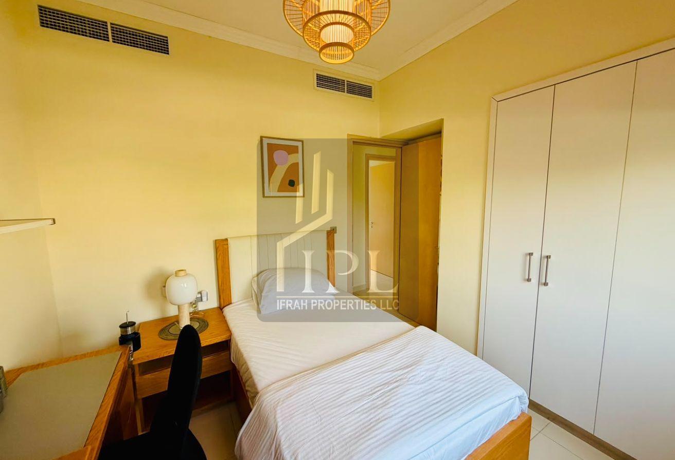 Luxury Fully Furnished | Upgraded | Ready to Move photo 19