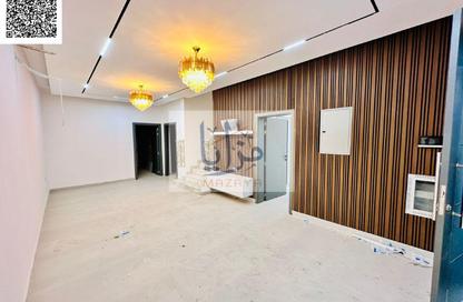 Villa - 5 Bedrooms - 7 Bathrooms for sale in Al Yasmeen 1 - Al Yasmeen - Ajman