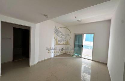 Apartment - 1 - 1 for rent in New Al Taawun Road - Al Taawun - Sharjah Apartment - 1 - 1 for rent in New Al Taawun Road - Al Taawun - Sharjah