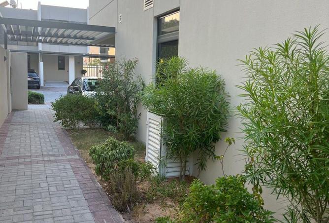 69102106 - Property Image 3